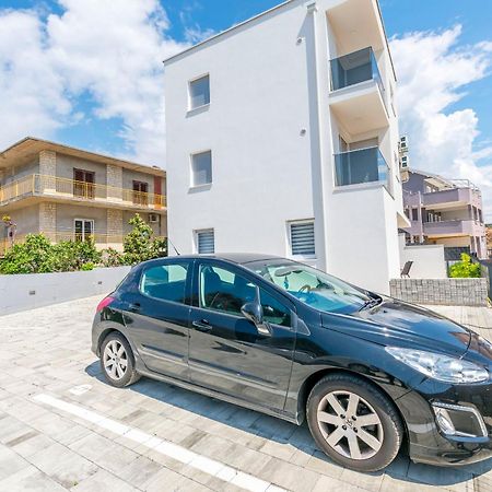 Apartments Tonka Primosten Ngoại thất bức ảnh