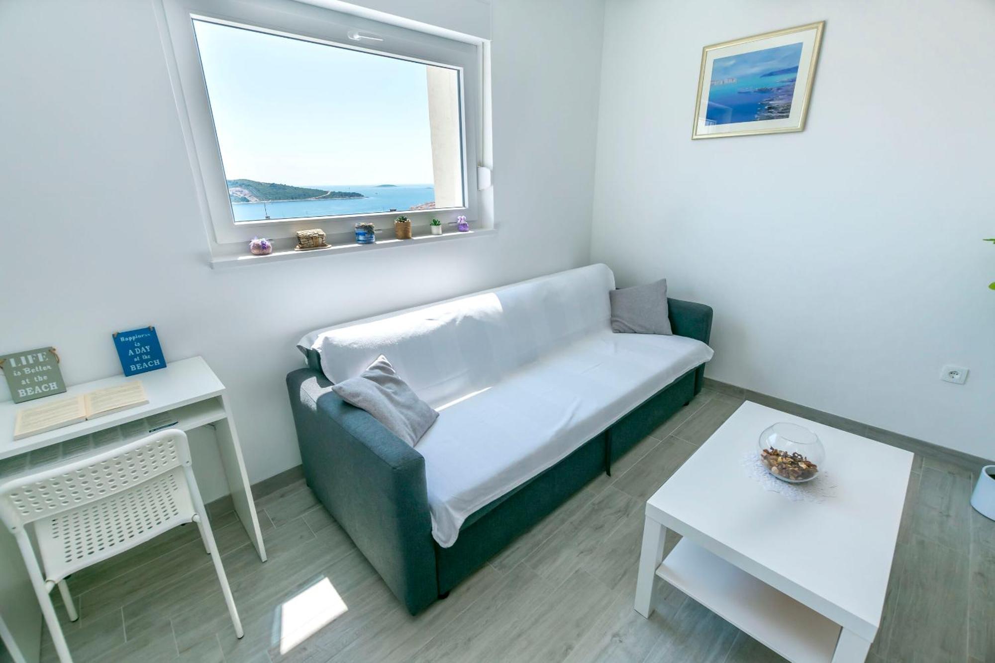 Apartments Tonka Primosten Phòng bức ảnh