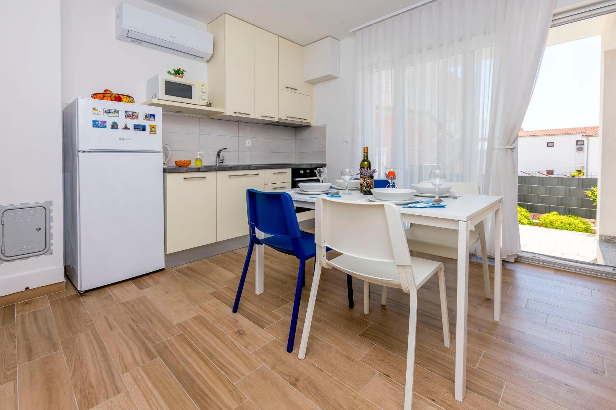 Apartments Tonka Primosten Phòng bức ảnh