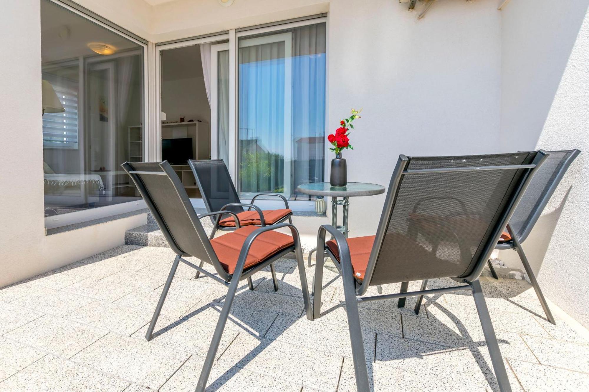 Apartments Tonka Primosten Phòng bức ảnh